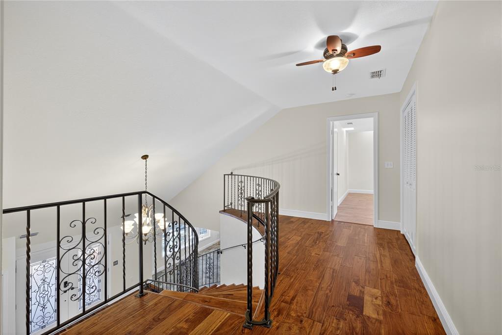 5124 South Shore Drive New Port Richey, FL 34652 - Photo 31 of 100