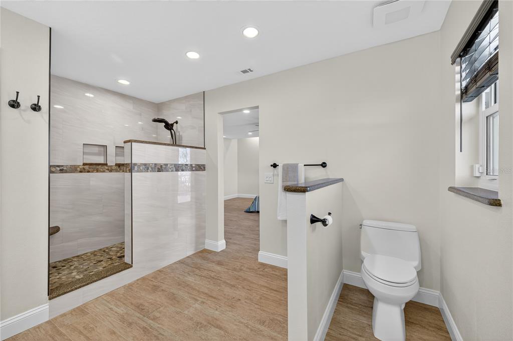 5124 South Shore Drive New Port Richey, FL 34652 - Photo 39 of 100