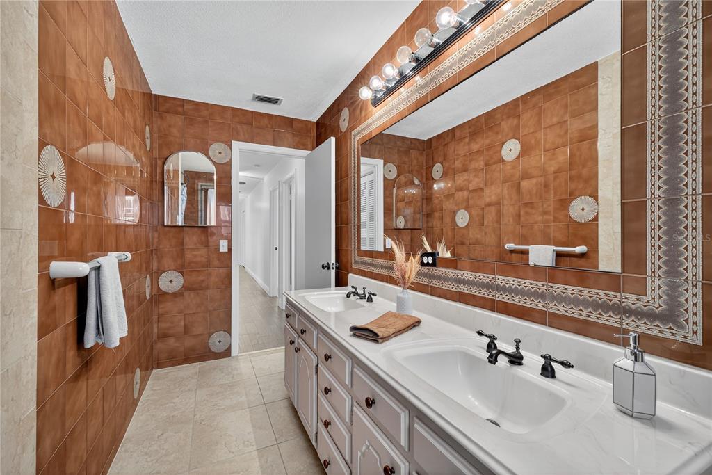 5124 South Shore Drive New Port Richey, FL 34652 - Photo 54 of 100