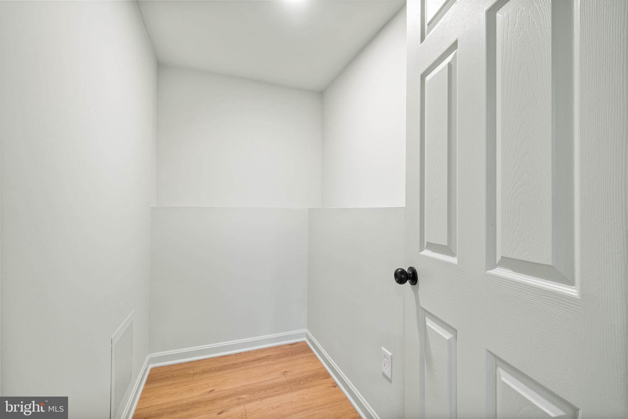 4426 Cub Run Road Chantilly, VA 20151 - Photo 36 of 46