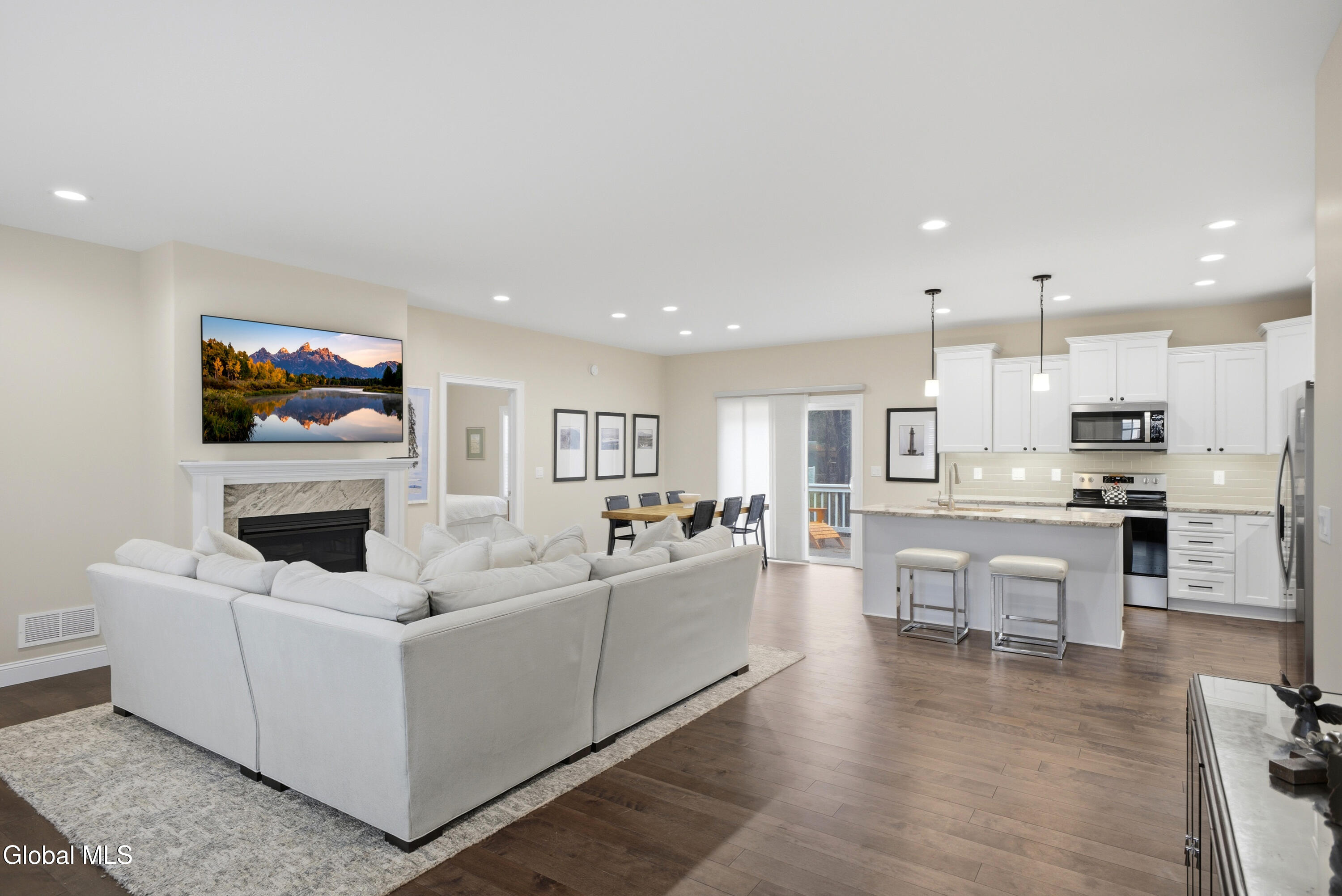 4 Greenwood Road Lake George, NY 12845 - Photo 6 of 36 LivingRm_Kitchen