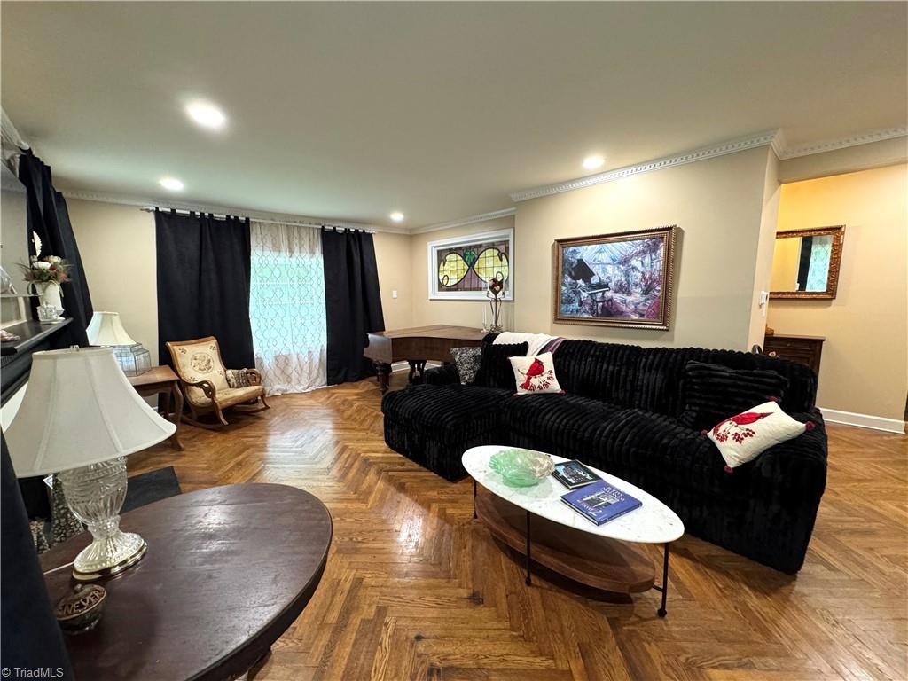2381 Bethabara Road Winston-Salem, NC 27106 - Photo 4 of 22 Gallery Image 4