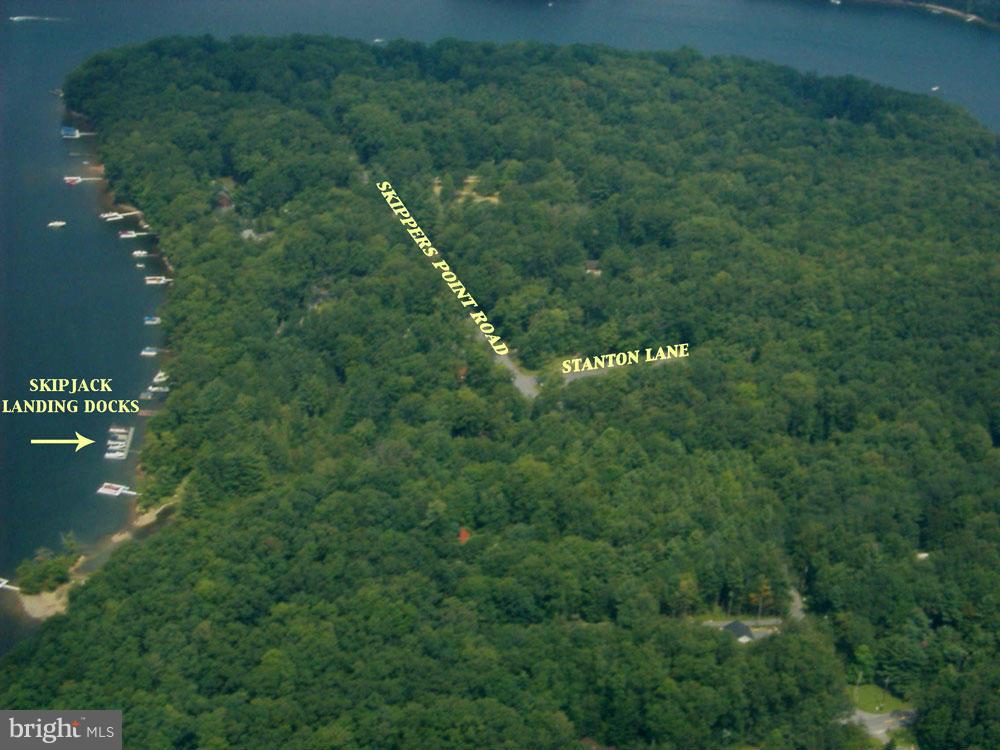 181 Skippers Point Road Oakland, MD 21550 - Photo 1 of 7 Exterior (General)