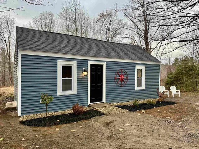 $399,900 | 82 Edgerly School Road, Meredith, NH 03253