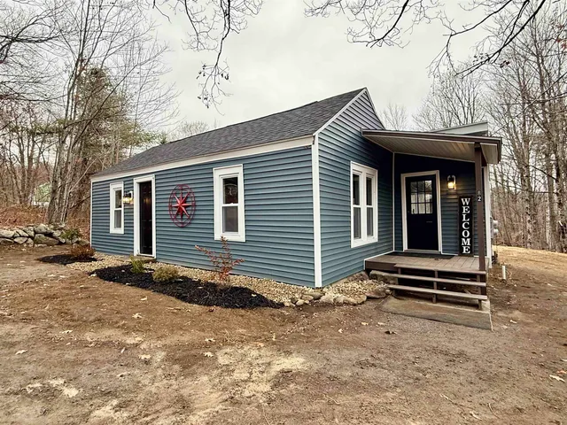 $399,900 | 82 Edgerly School Road, Meredith, NH 03253