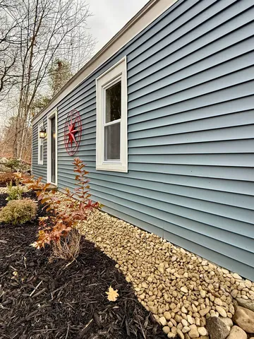 $399,900 | 82 Edgerly School Road, Meredith, NH 03253