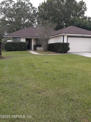$1,750 | 608 Abbey Court, Orange Park, FL 32073