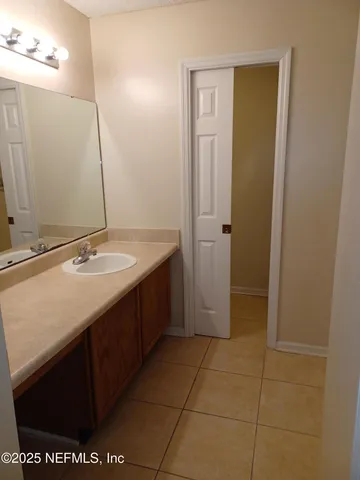 $1,750 | 608 Abbey Court, Orange Park, FL 32073