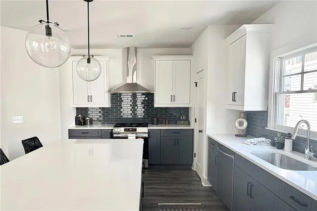 $489,900 | 3317 Stillwood Drive, Hapeville, GA 30354