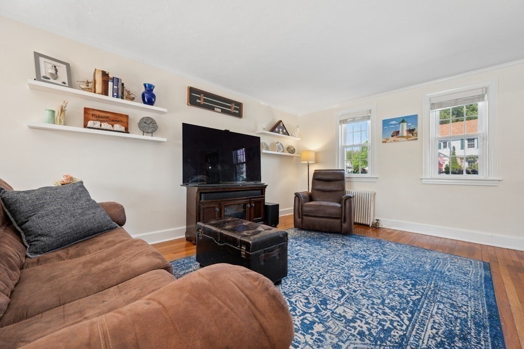 223 Beverly Road Worcester, MA 01605 - Photo 12 of 42