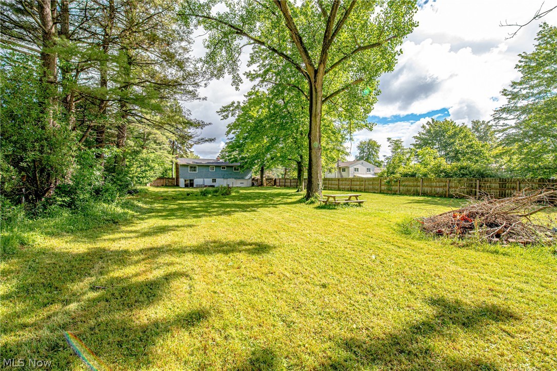 4044 Laurel Road Brunswick, OH 44212 - Photo 26 of 27 Gallery Image 26