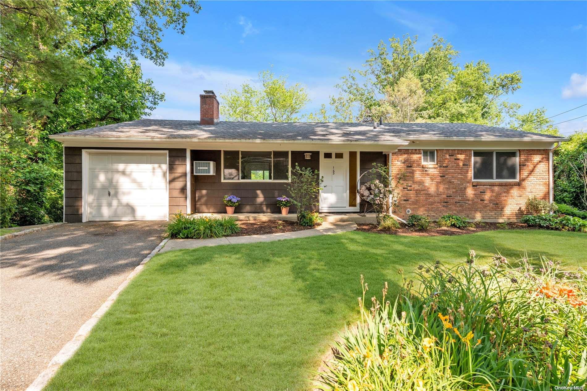 163 Cow Neck Road Port Washington, NY 11050 - Photo 1 of 1 Gallery Image 1