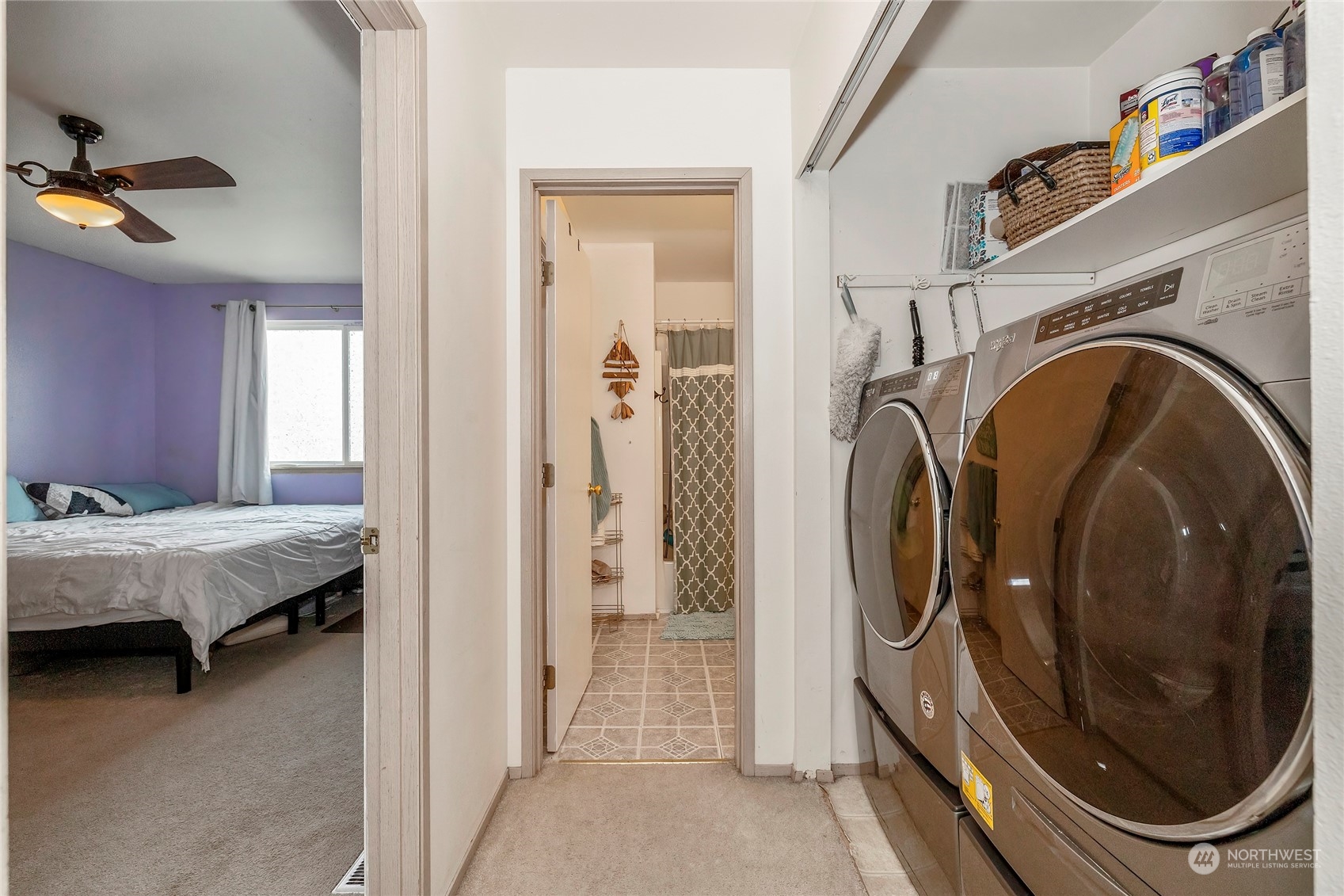 3992 Broadmoor Loop Bremerton, WA 98310 - Photo 20 of 34 a view of a bedroom with washer and dryer