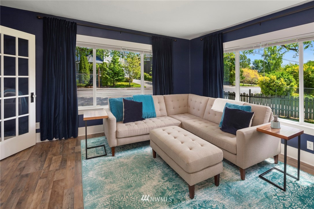 1905 Talbot Road South Renton, WA 98055 - Photo 5 of 27