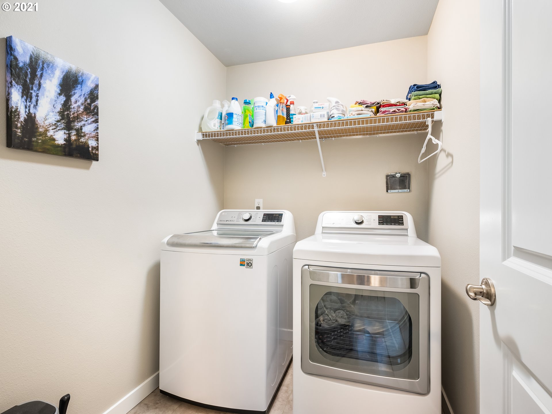 1133 South Union Place Ridgefield, WA 98642 - Photo 24 of 27 a utility room with dryer and washer