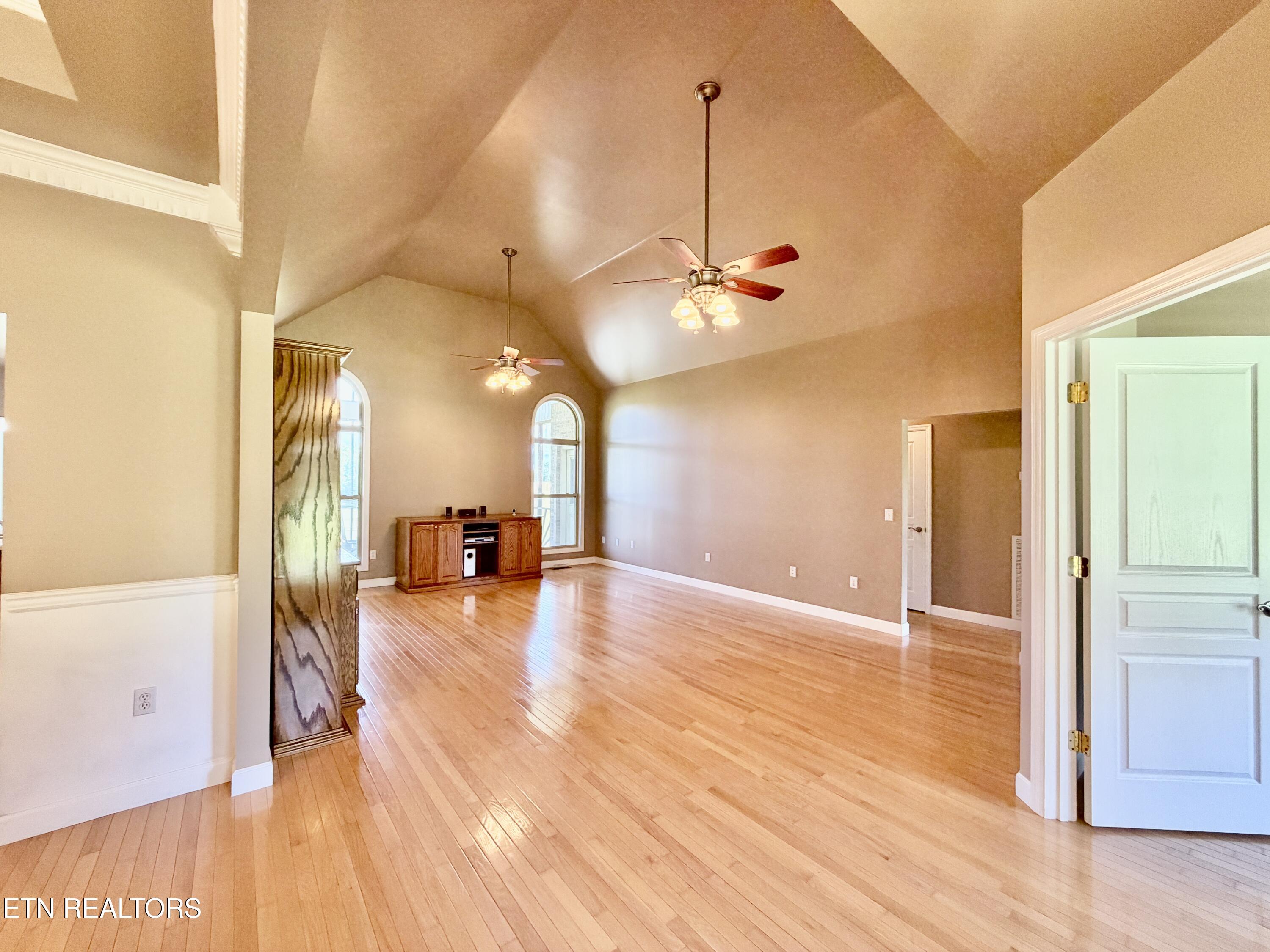 1770 Buffalo Road Oneida, TN 37841 - Photo 12 of 57 22