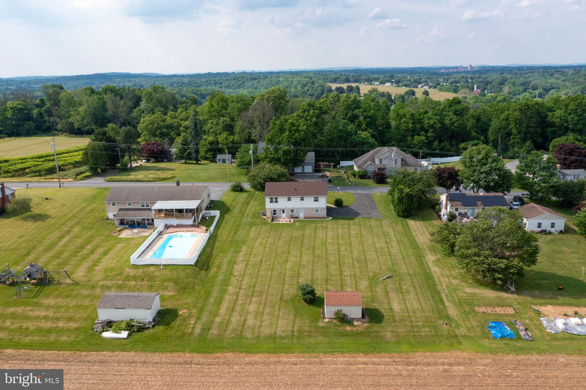 254 Brenneman Road Lancaster, PA 17603 - Photo 22 of 26 Gallery Image 22