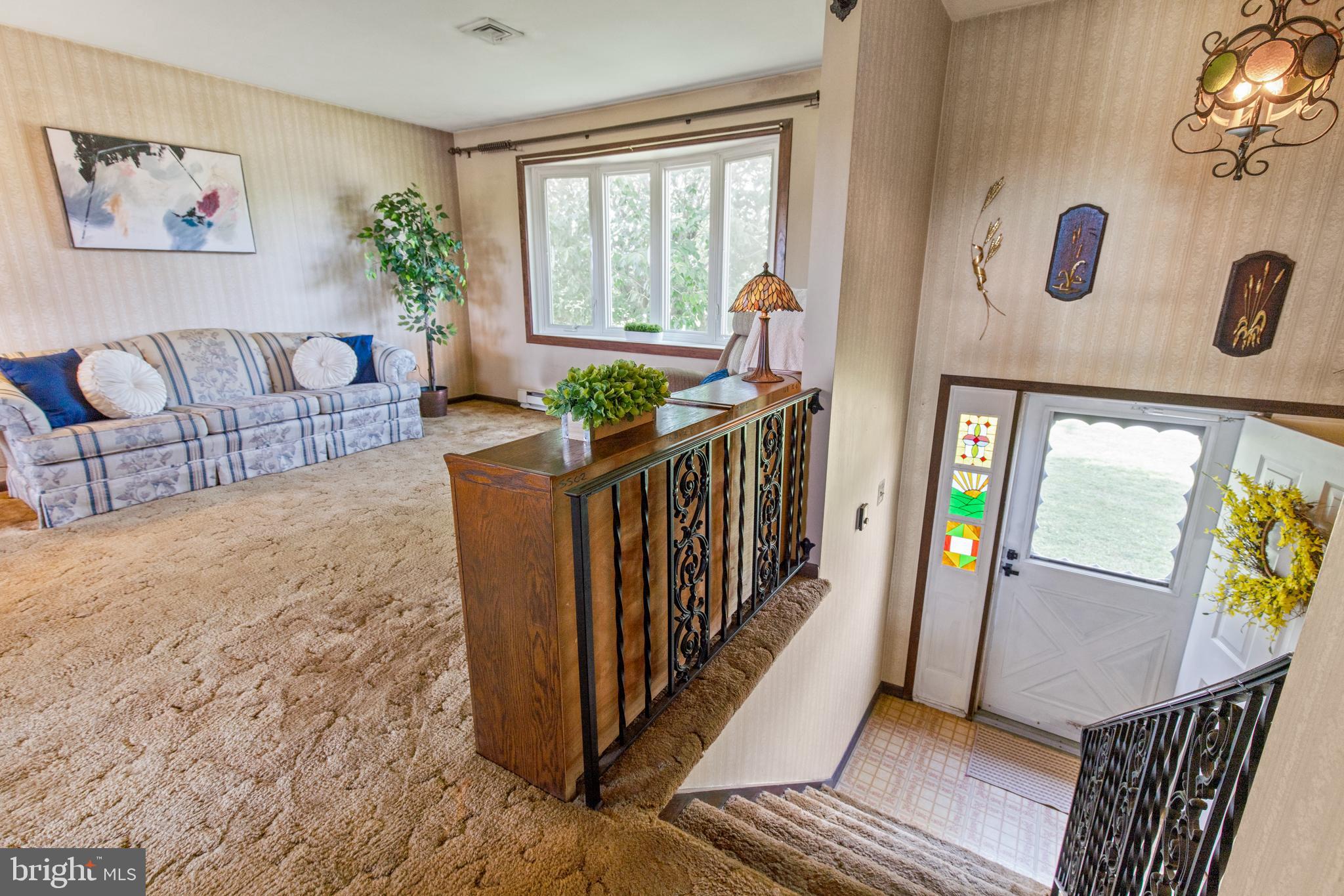 254 Brenneman Road Lancaster, PA 17603 - Photo 7 of 26 Gallery Image 7