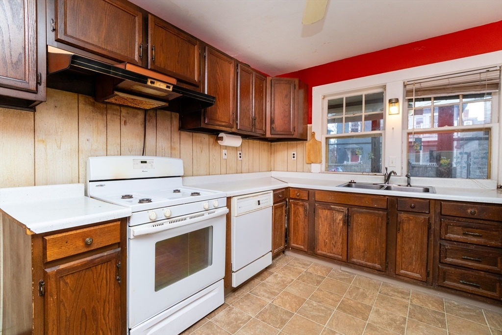 53 Prince Street Boston, MA 02130 - Photo 9 of 27