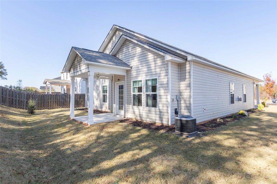 310 Alameda Lane Pendleton, SC 29670 - Photo 37 of 44