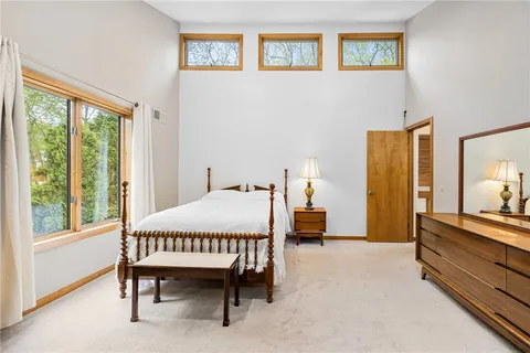 $950,000 | 38 River Run, East Greenwich, RI 02818