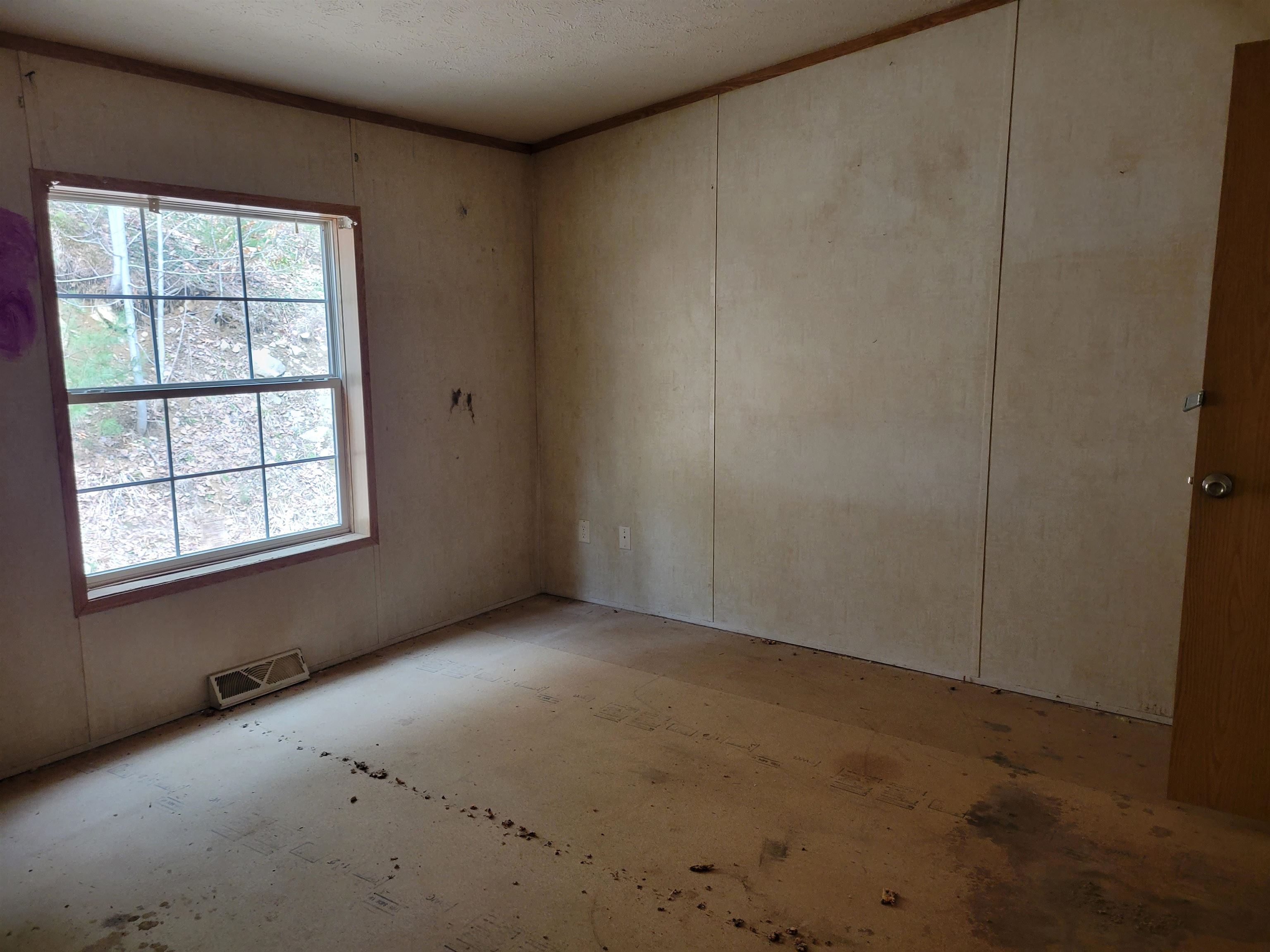513 Little Ascutney Road Weathersfield, VT 05151 - Photo 9 of 11