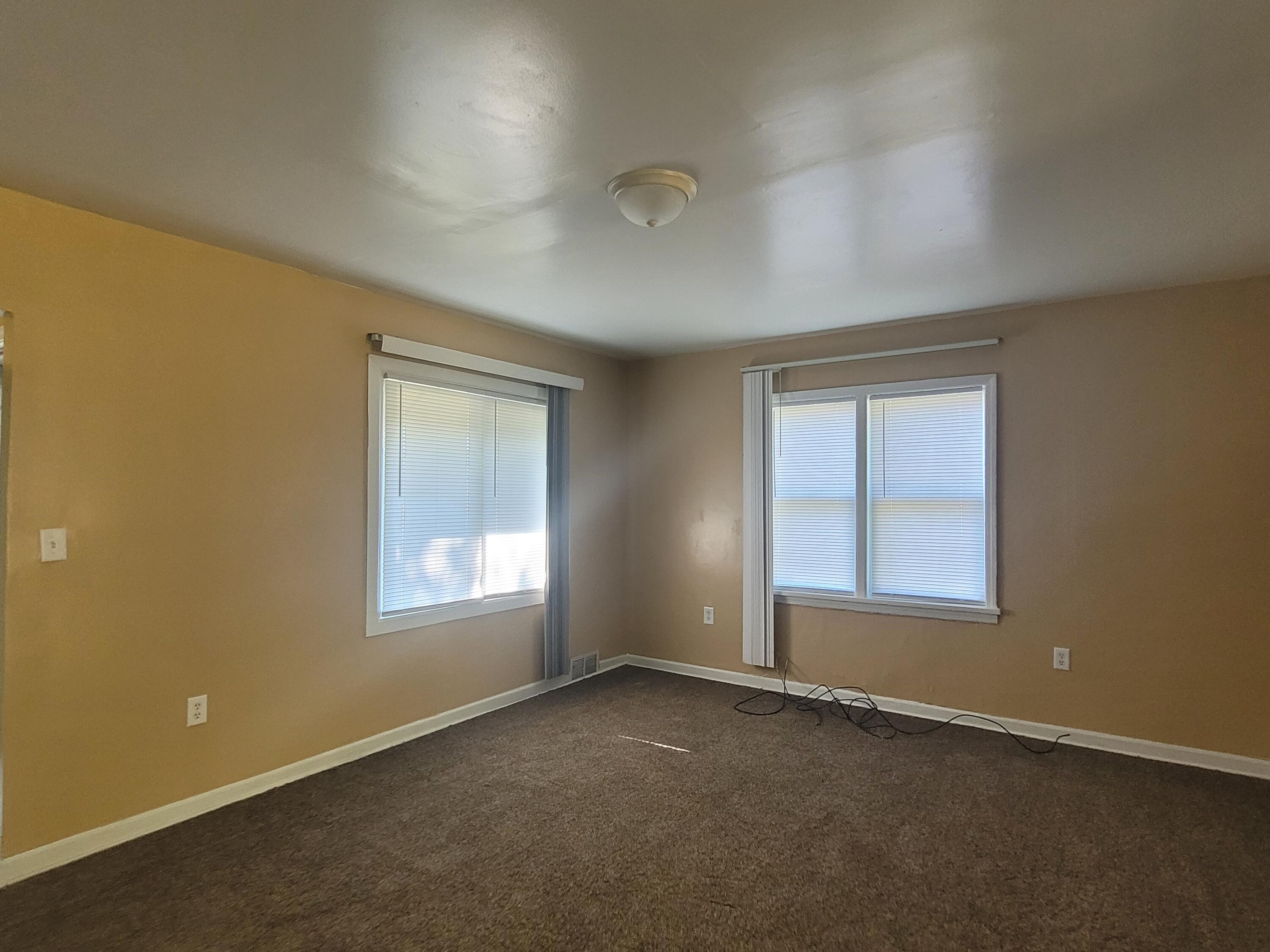 2221 Ohio Street Gary, IN 46407 - Photo 2 of 20 3000x2250