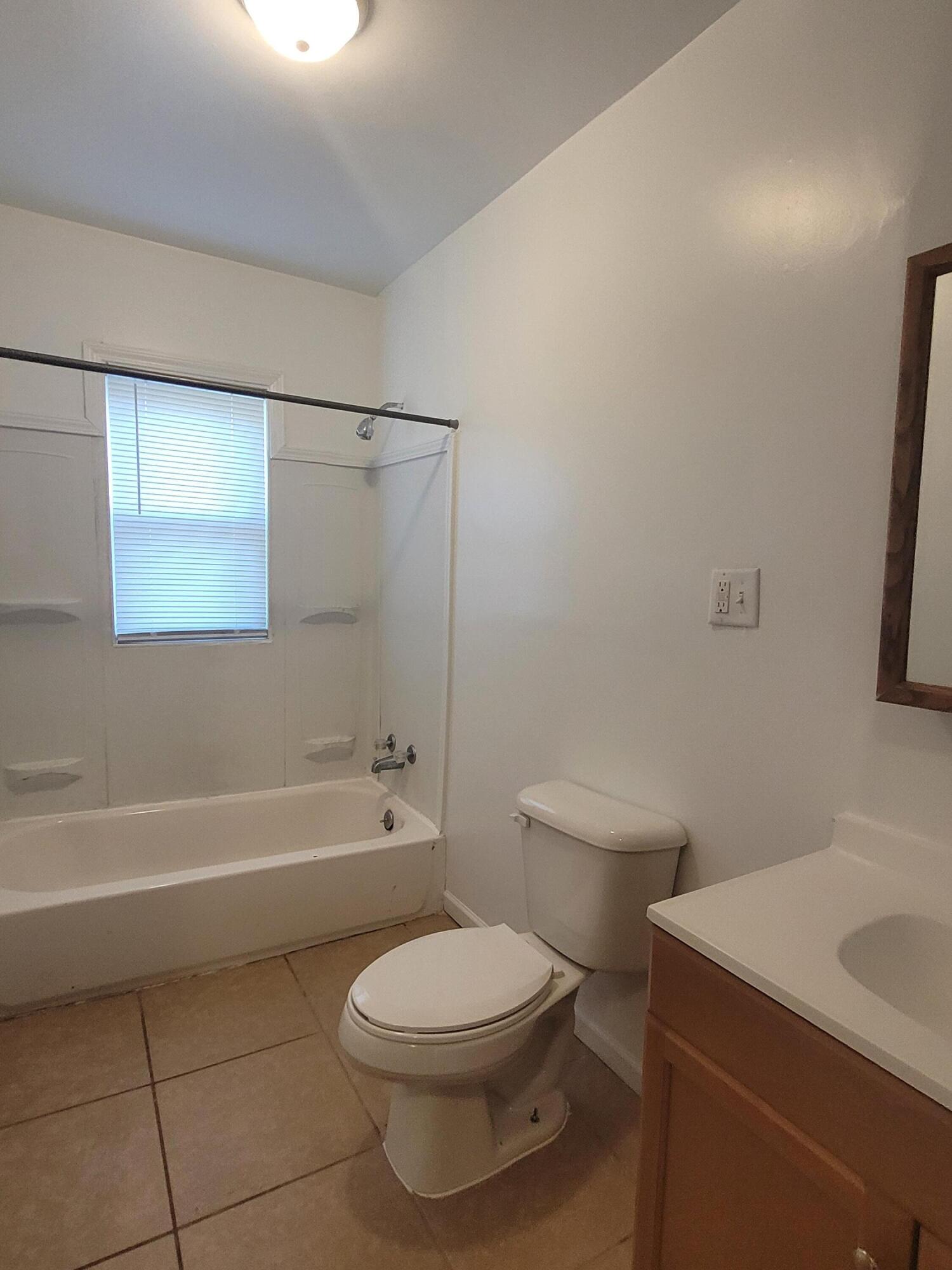 2221 Ohio Street Gary, IN 46407 - Photo 6 of 20 1500x2000