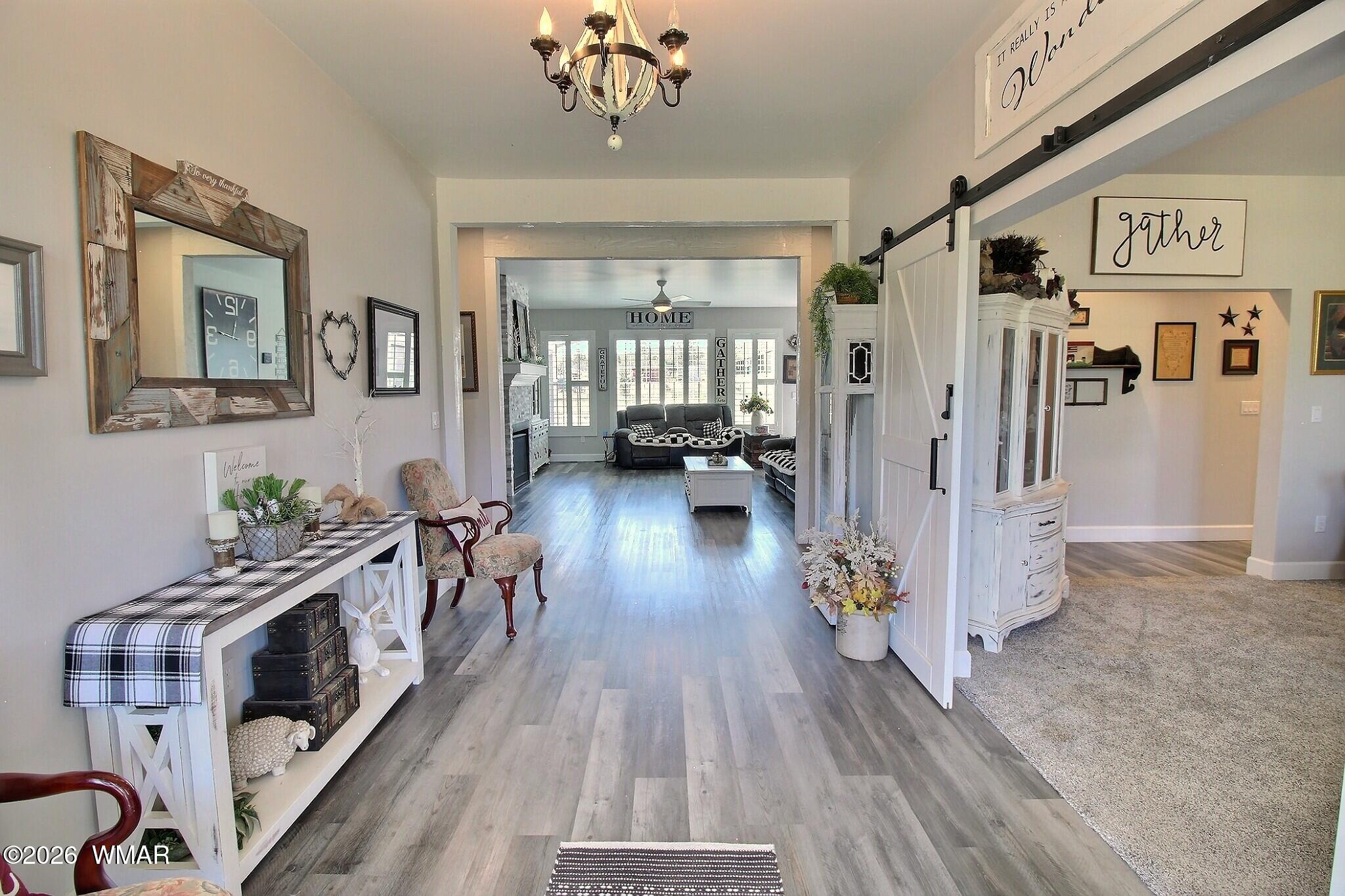 5325 Pinedale Wash Road Pinedale, AZ 85934 - Photo 4 of 32 a view of an entryway and livingroom