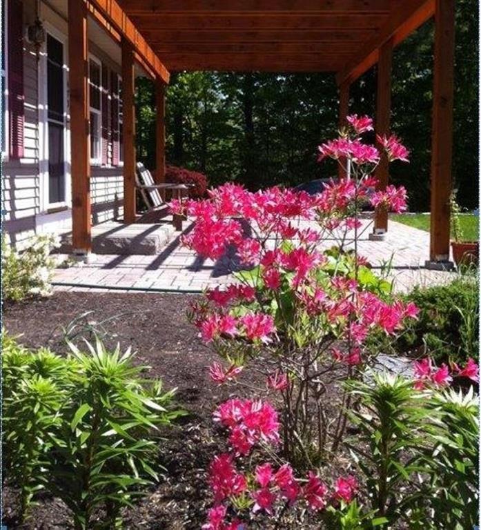 473 Methodist Road Westbrook, ME 04092 - Photo 4 of 26 Garden and Patio
