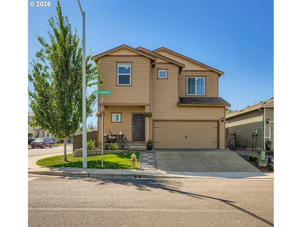 $479,900 | 900 Bear Creek Drive, Molalla, OR 97038