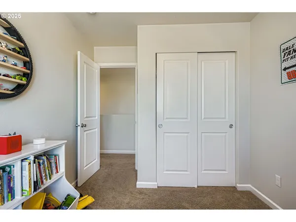 $479,900 | 900 Bear Creek Drive, Molalla, OR 97038