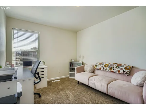 $479,900 | 900 Bear Creek Drive, Molalla, OR 97038