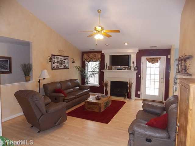 7507 Keating Drive Oak Ridge, NC 27310 - Photo 10 of 16 Living Room.
