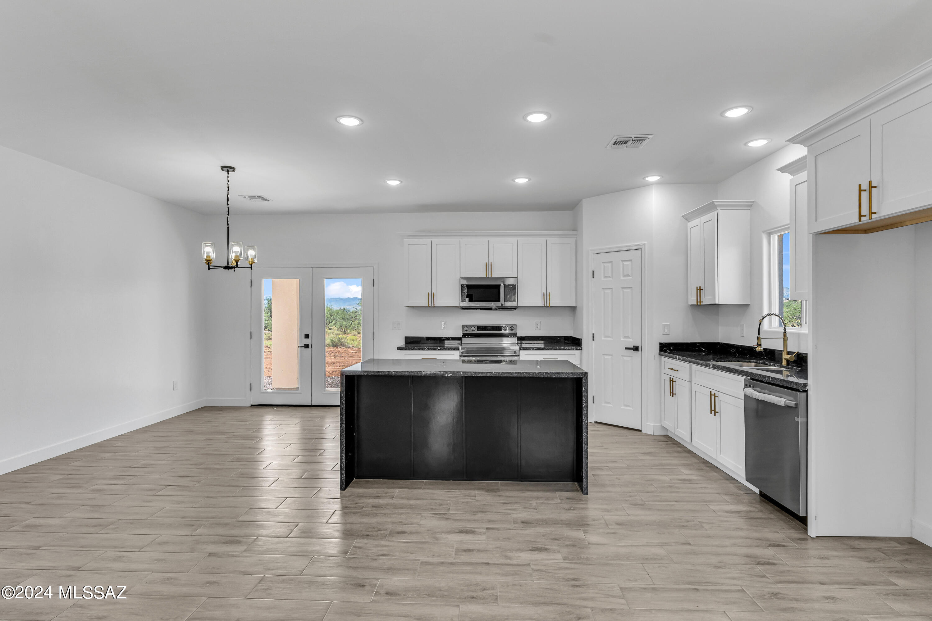1864 Calle Las Cruces Rio Rico, AZ 85648 - Photo 11 of 35