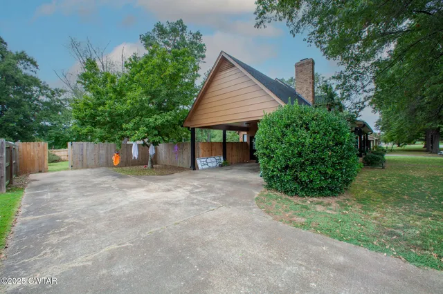 $244,000 | 808 Hart Drive, Brownsville, TN 38012