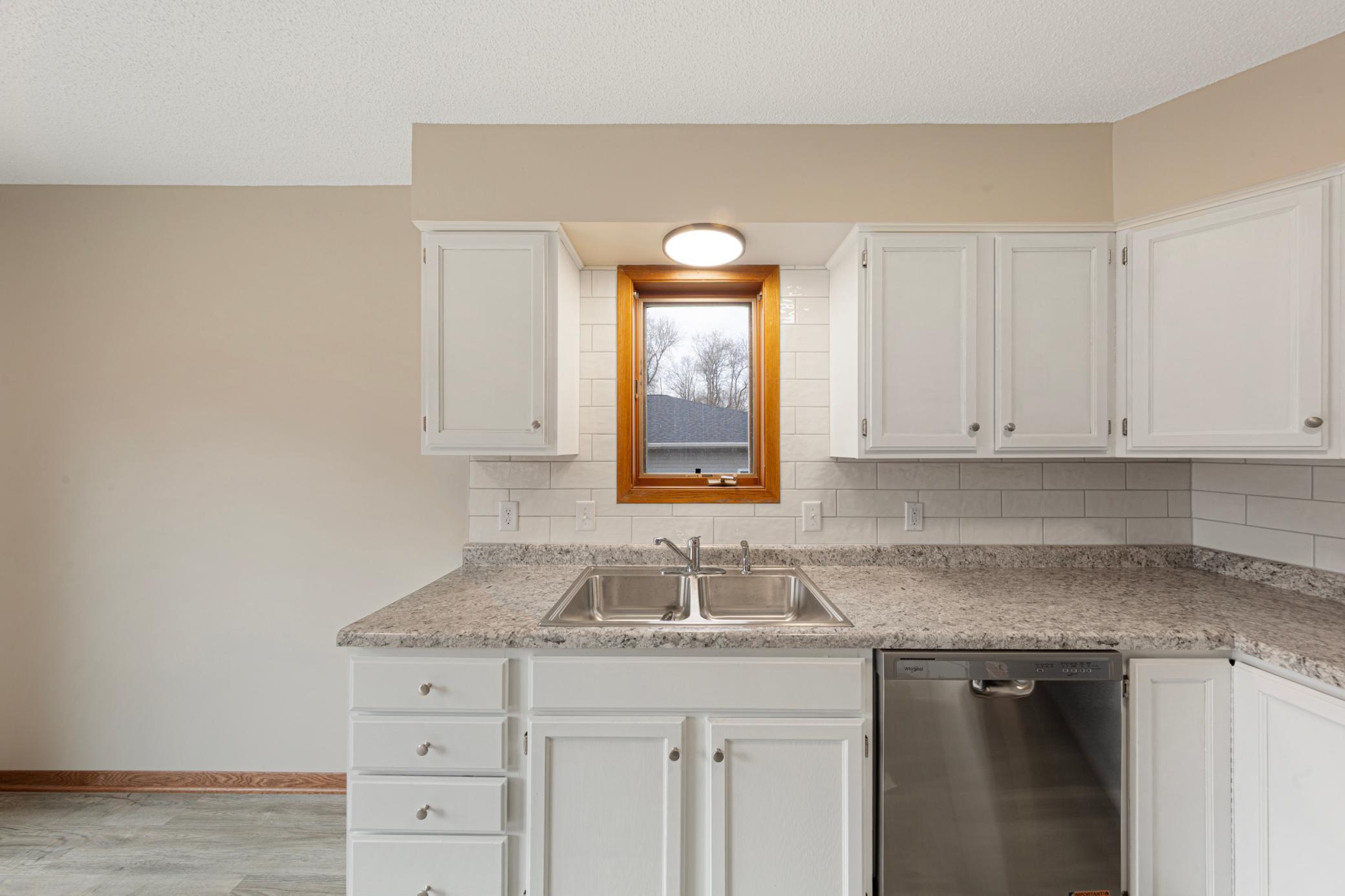 404 Pilgrim Street St. Clair, MN 56080 - Photo 11 of 42