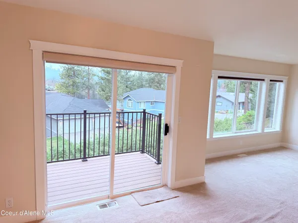 $599,999 | 10861 North Canterbury Cove, Unit 3, Hayden, ID 83835