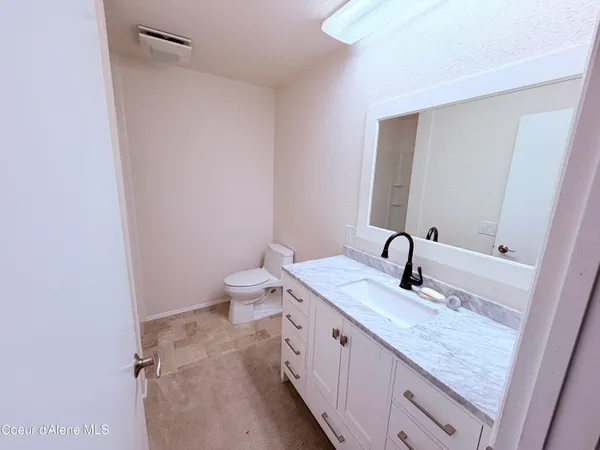 $599,999 | 10861 North Canterbury Cove, Unit 3, Hayden, ID 83835