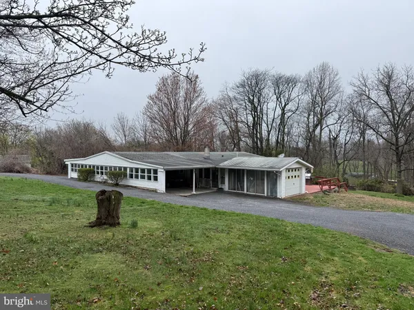$279,995 | 21 Crest Lane, Palmyra, PA 17078