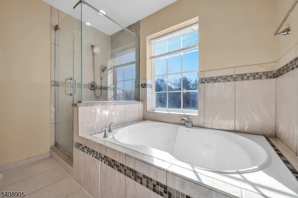 $711,000 | 52 Gordon Circle, Parsippany, NJ 07054