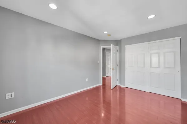 $711,000 | 52 Gordon Circle, Parsippany, NJ 07054