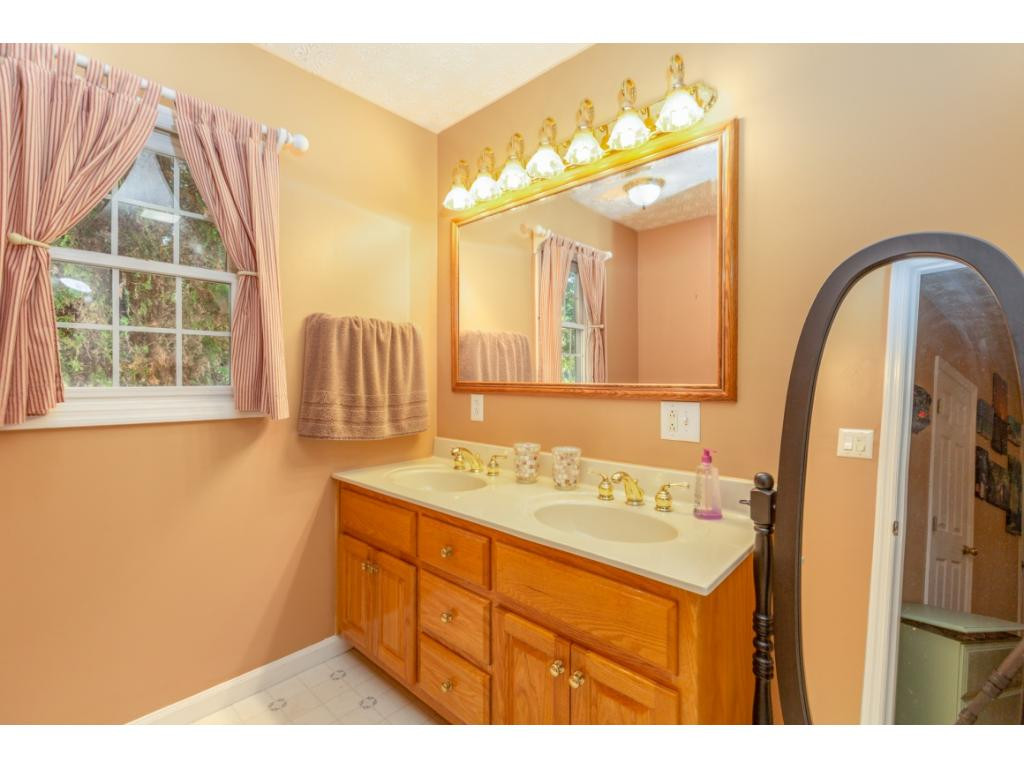 446 Red Hill Road Butler, TN 37640 - Photo 19 of 34 Photo 21