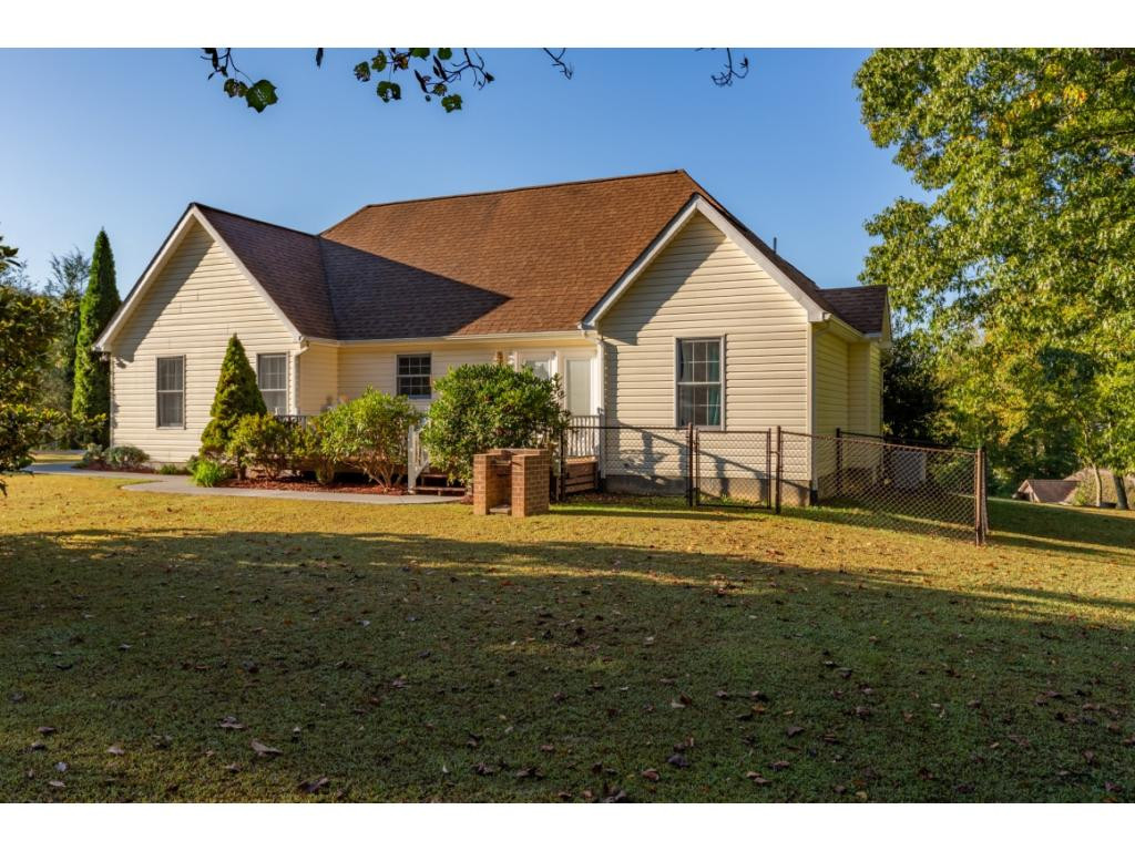446 Red Hill Road Butler, TN 37640 - Photo 28 of 34 Photo 30