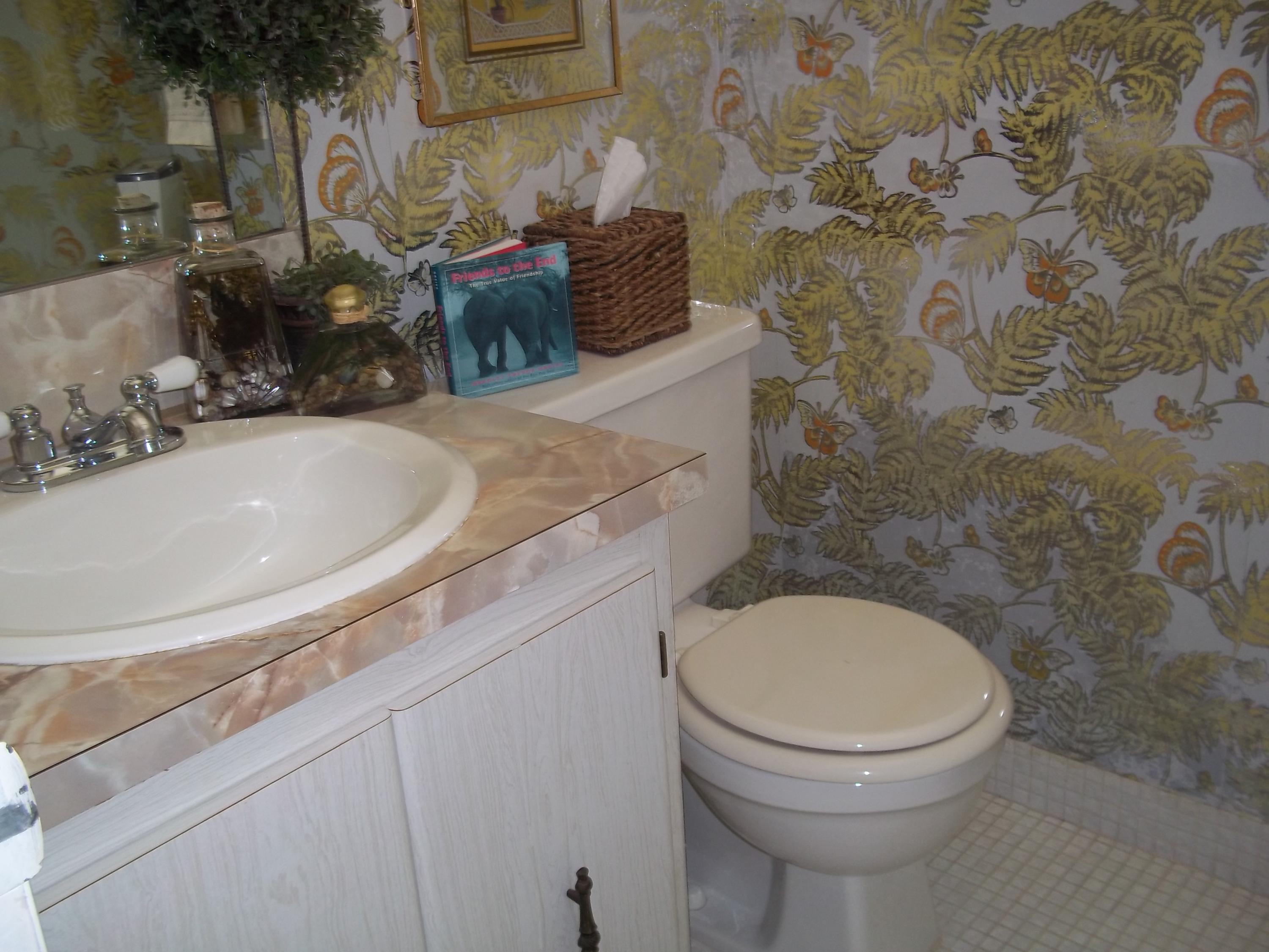 511 Normandy Lane Delray Beach, FL 33484 - Photo 7 of 12 511 Normandy K 023