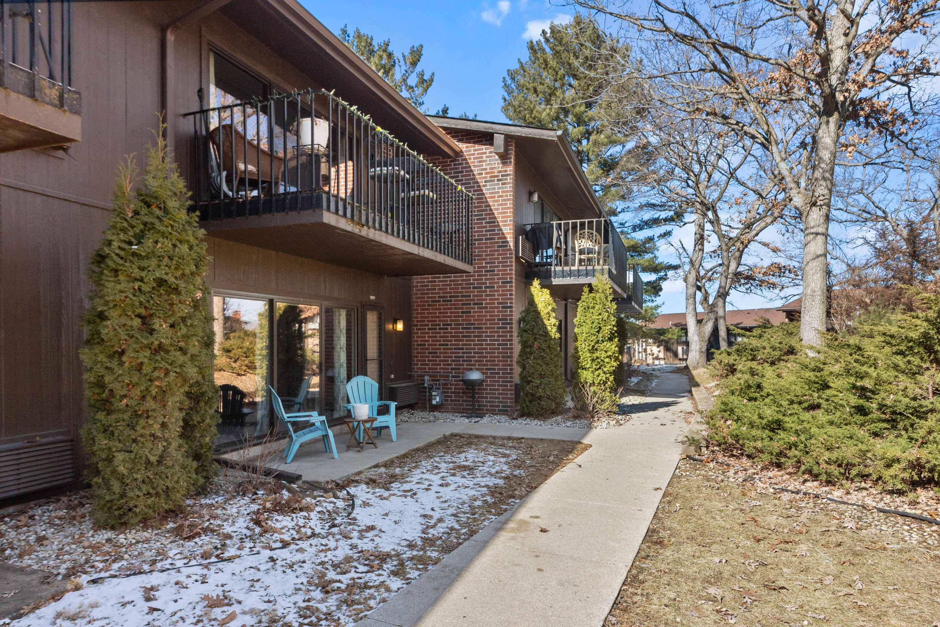 92 Red Chimney Road, Unit 3 Geneva, WI 53147 - Photo 21 of 41 6__92_red_chimney_road