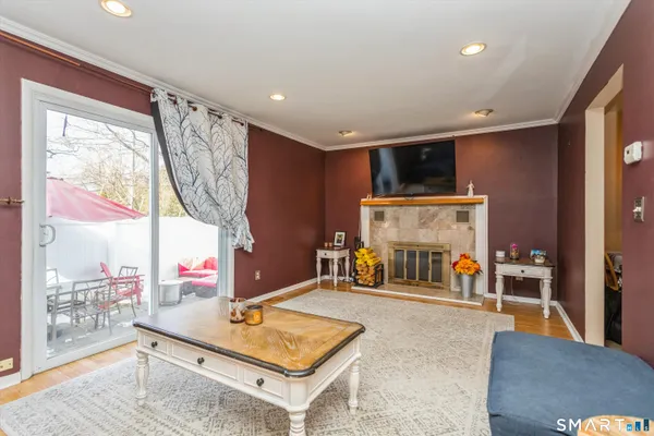 $535,000 | 59 Woodway Road, Unit 1, Stamford, CT 06907