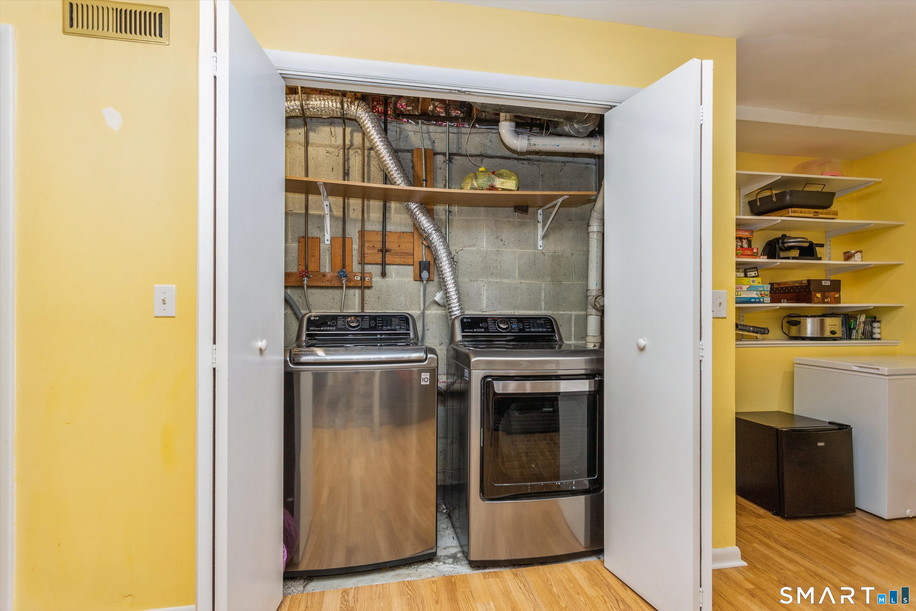 59 Woodway Road, Unit 1 Stamford, CT 06907 - Photo 24 of 30