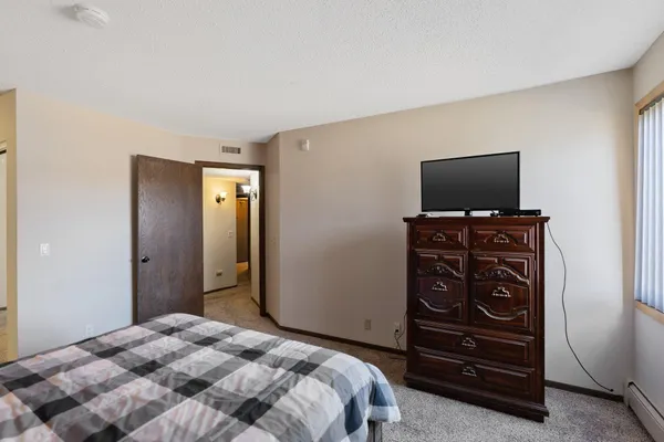 $99,999 | 4710 58th Avenue North, Unit 208, Crystal, MN 55429