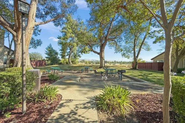 $2,750 | 1446 Chateau Common, Livermore, CA 94550